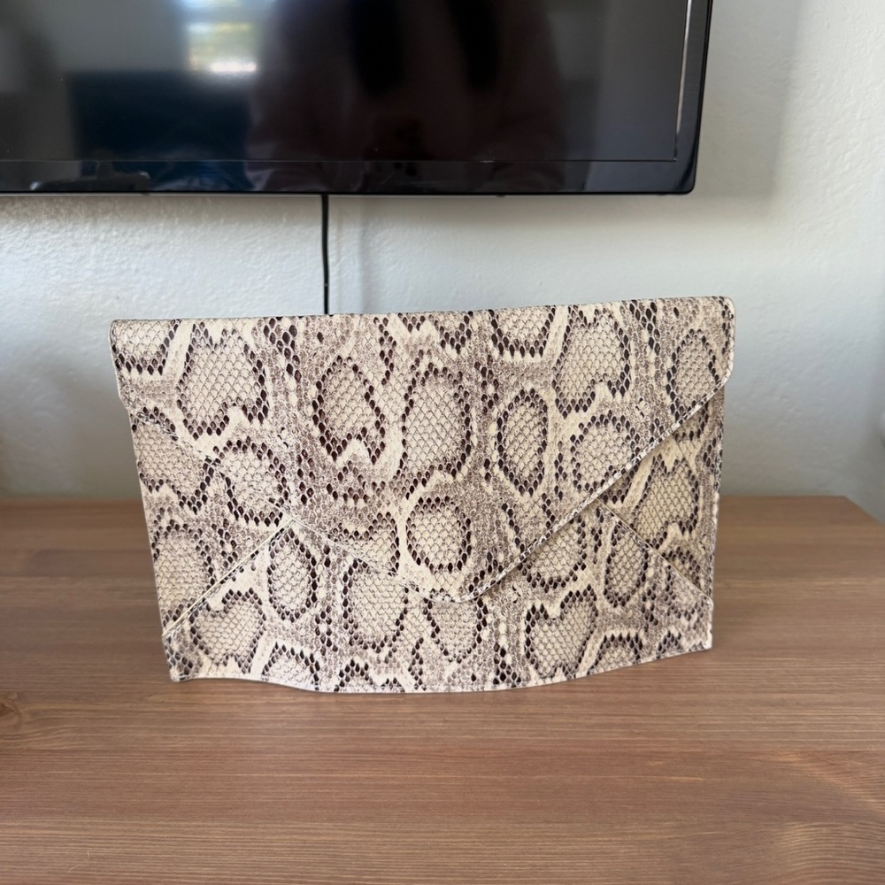 Snakeskin Pattern Clutch